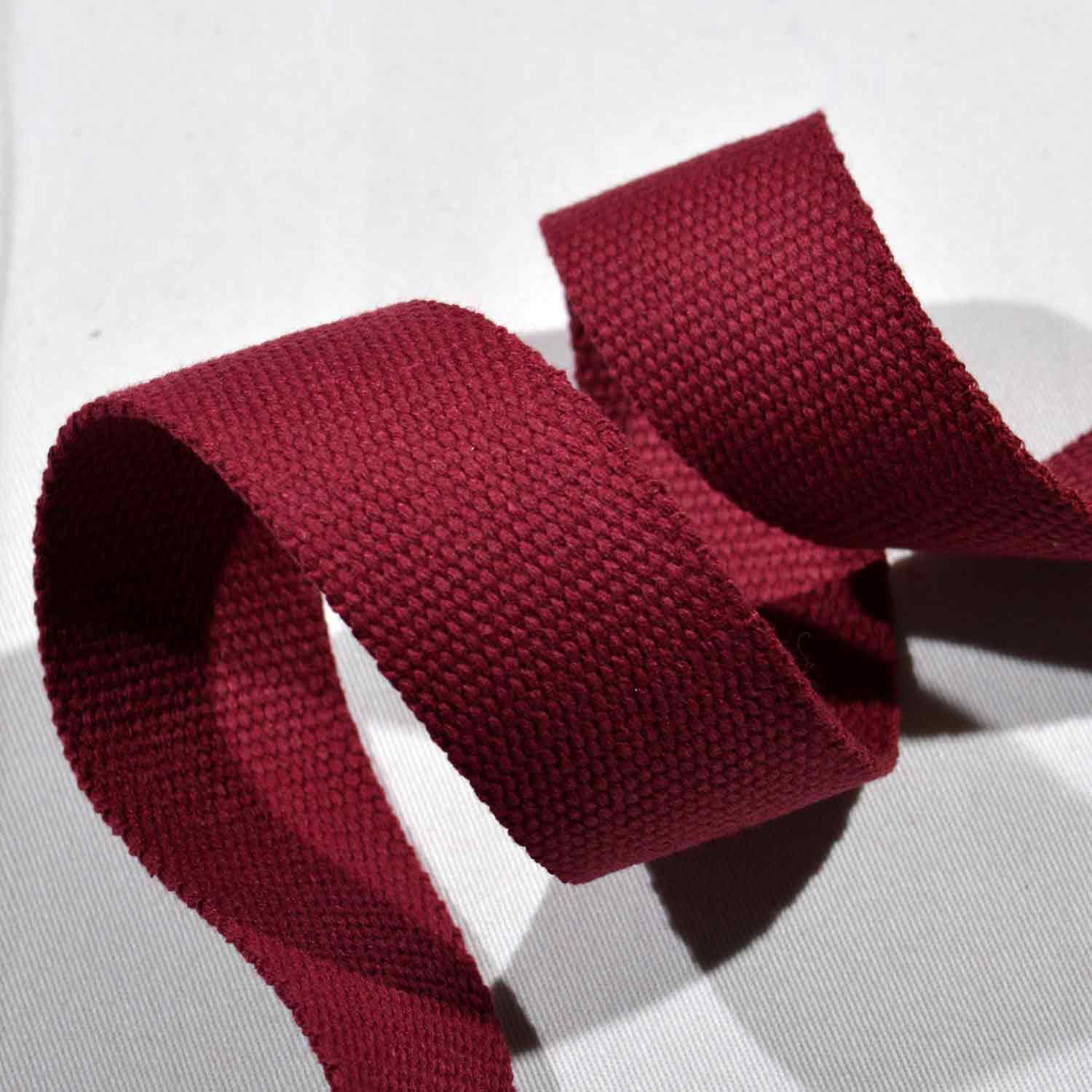 Gurtband 4cm Uni bordeaux 1236 Gurtband 4cm Uni bordeaux 1236